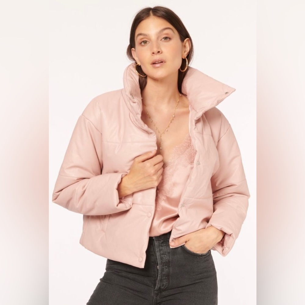 CAMI NYC Medium Pink puffed Leather Jacket. 🌸💕